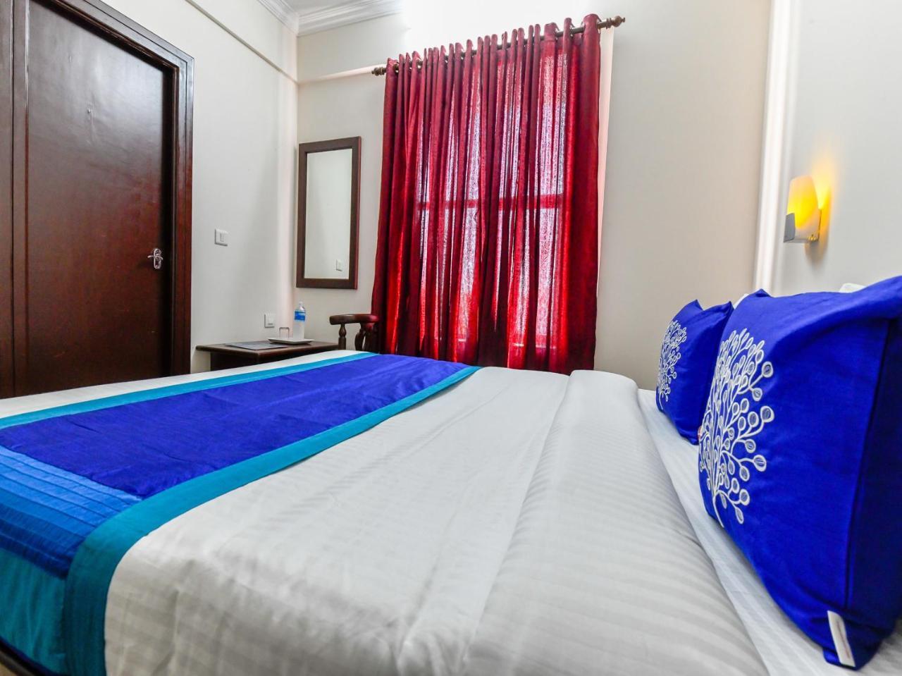 Oyo 11309 Hotel Green Land Residency Kochi Exterior foto
