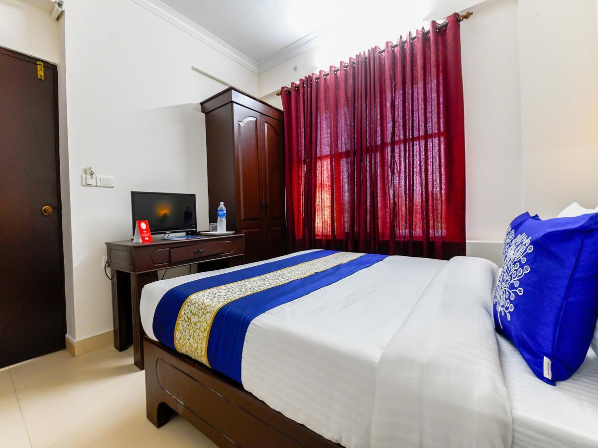 Oyo 11309 Hotel Green Land Residency Kochi Exterior foto